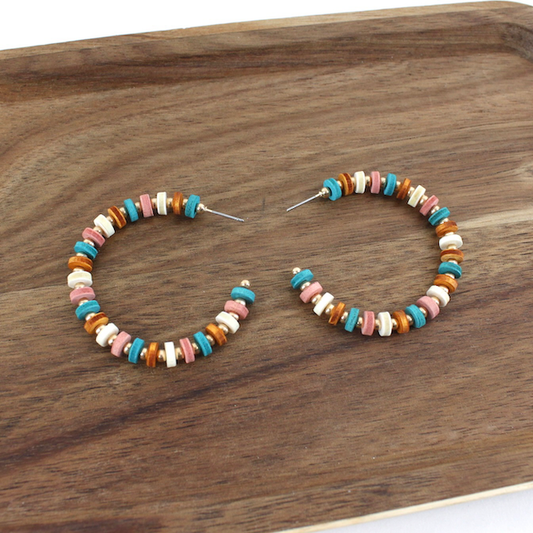 E24022 Colored Wood Chips Hoop Earrings